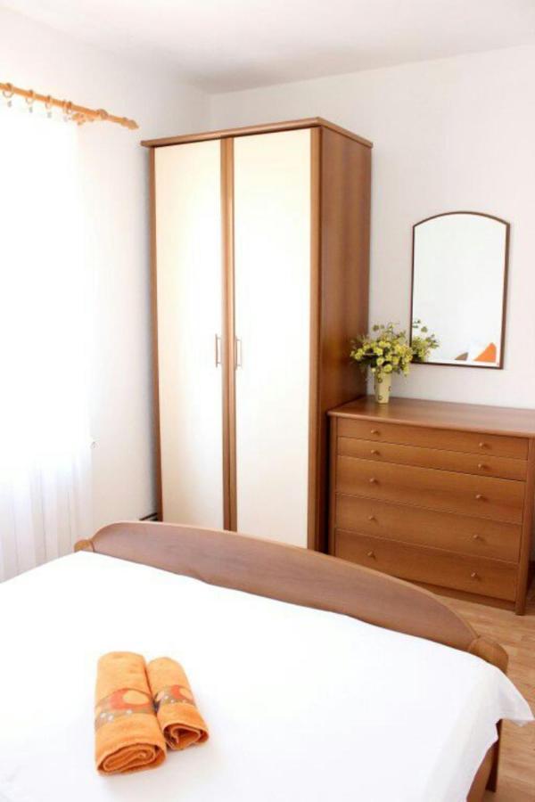 Apartments Marin Bol Zewnętrze zdjęcie